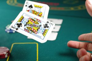SA真人炸金花：从新手到高手的实战策略指南